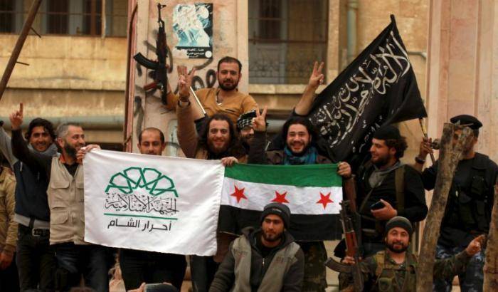 La vita sotto i 'ribelli moderati' siriani è un inferno