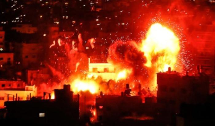 Gaza brucia più di Hollywood ma non c’è nessuno per spegnere il fuoco